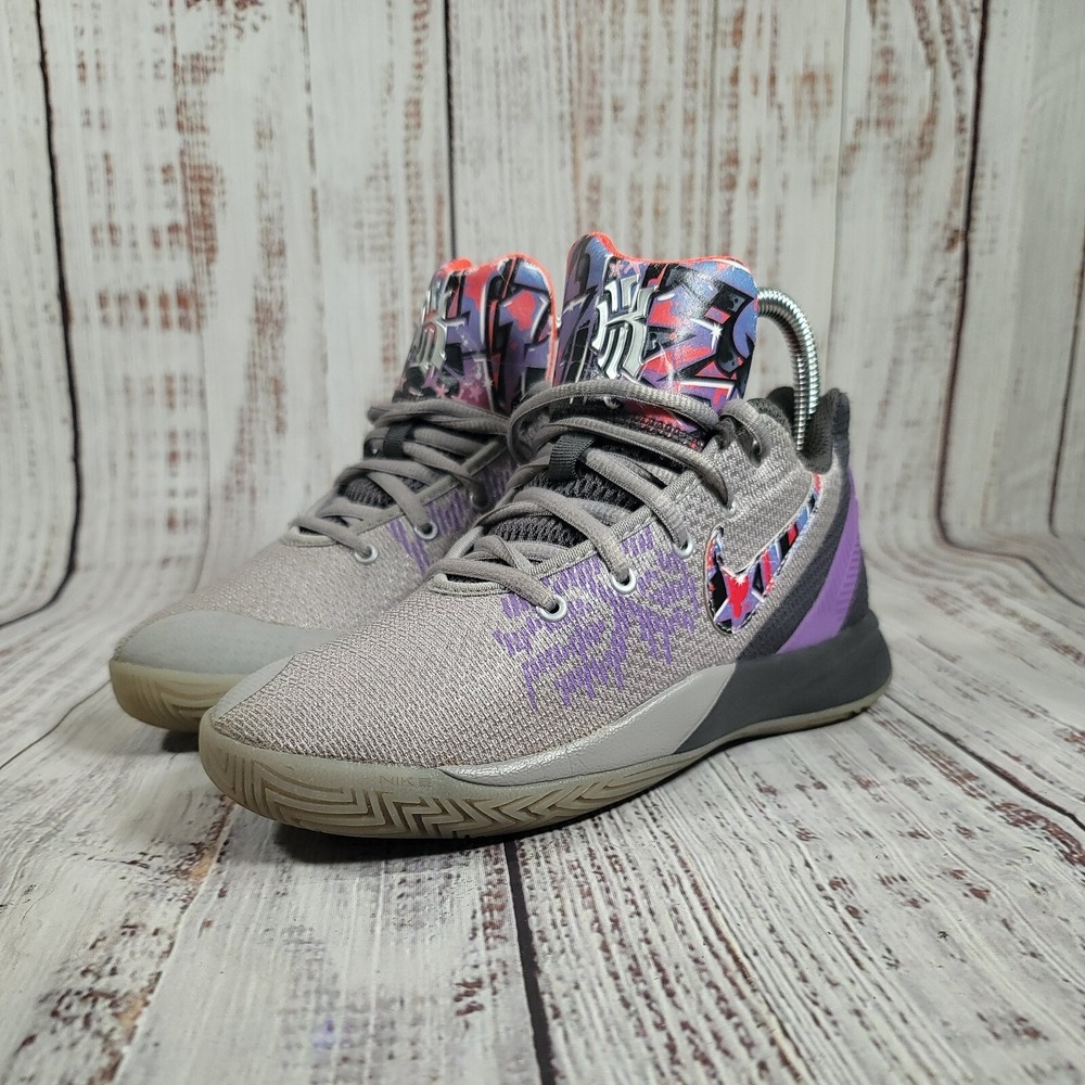 Nike Kyrie Flytrap II Kids Basketball Shoes AQ3412-003 SZ Youth 4 Womens Sz 5.5